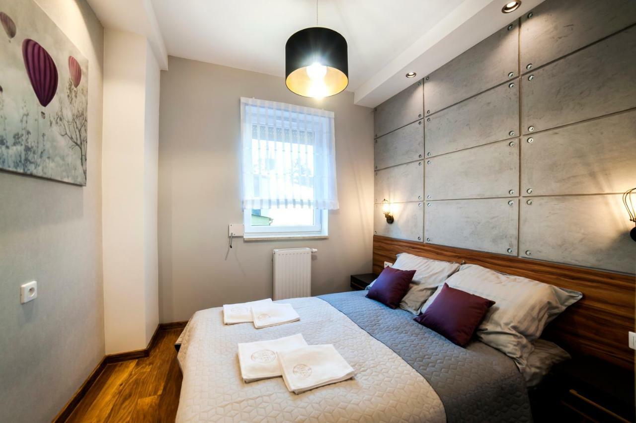 Urban Apart Uniejow Apartment ภายนอก รูปภาพ
