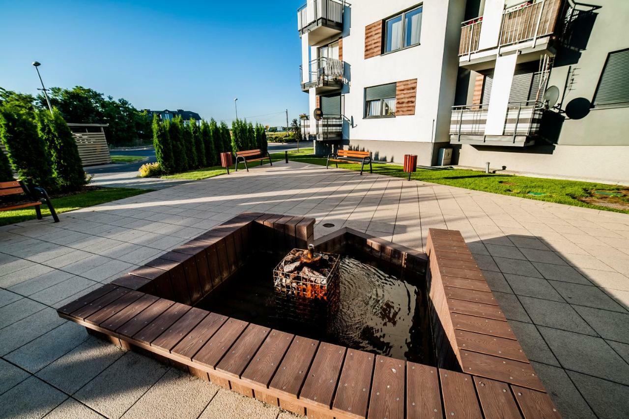 Urban Apart Uniejow Apartment ภายนอก รูปภาพ