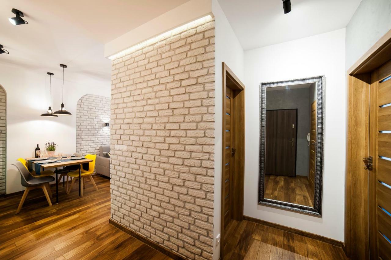 Urban Apart Uniejow Apartment ภายนอก รูปภาพ